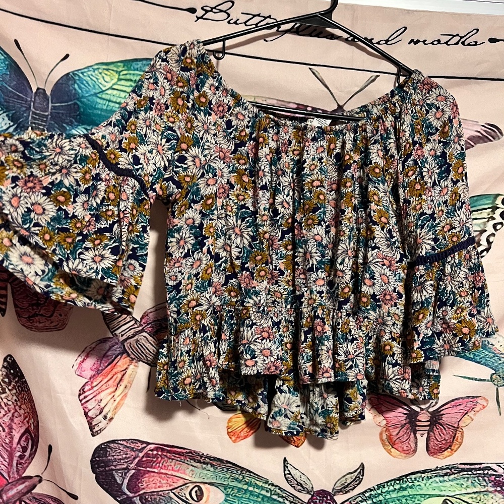 Off the Shoulder Ruffle Floral Blouse